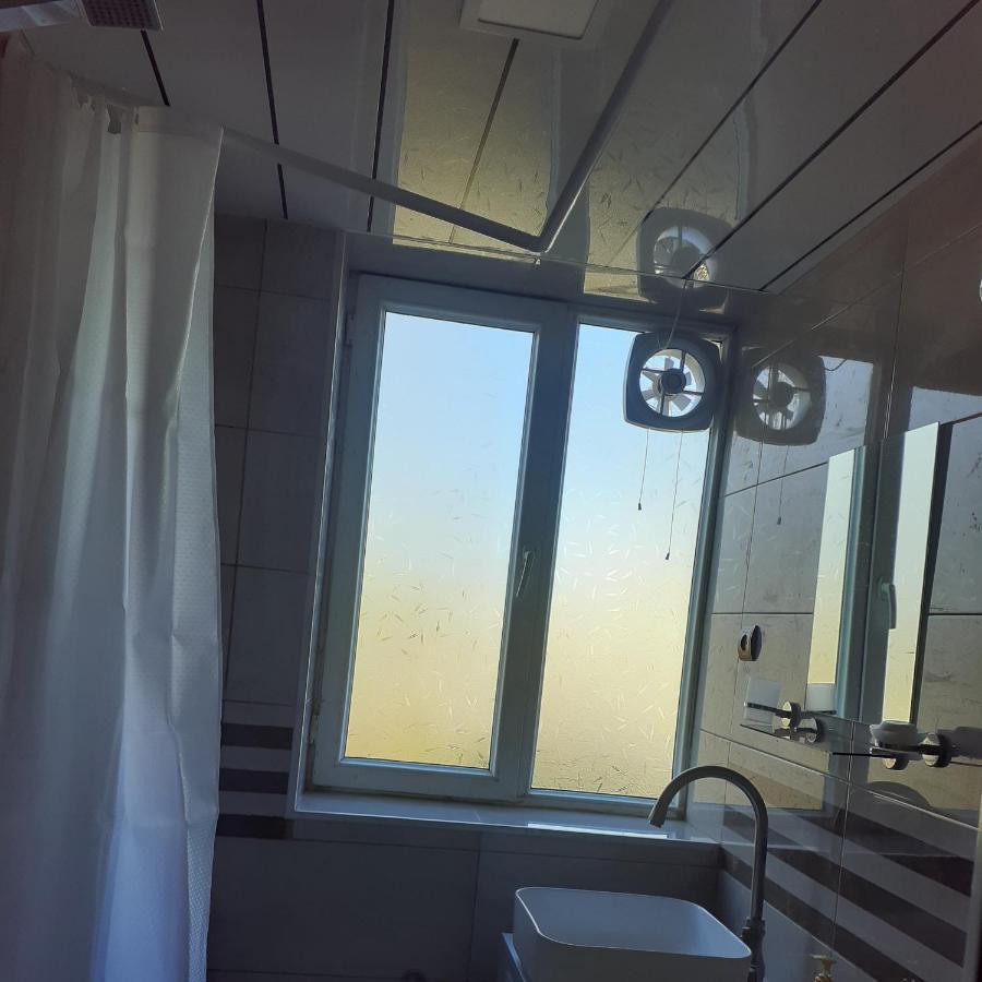 Boutique Hotel Pʼotʼi Екстериор снимка