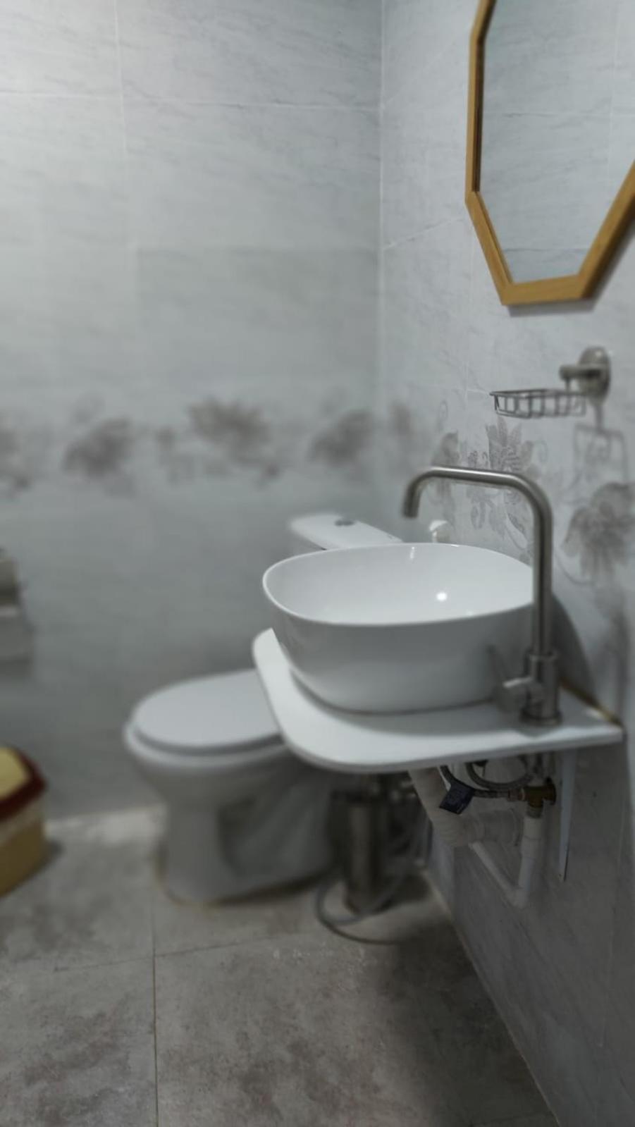 Boutique Hotel Pʼotʼi Екстериор снимка