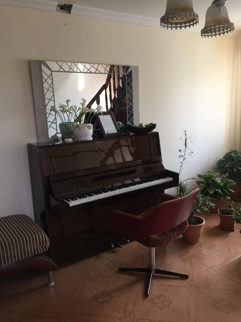 Boutique Hotel Pʼotʼi Екстериор снимка